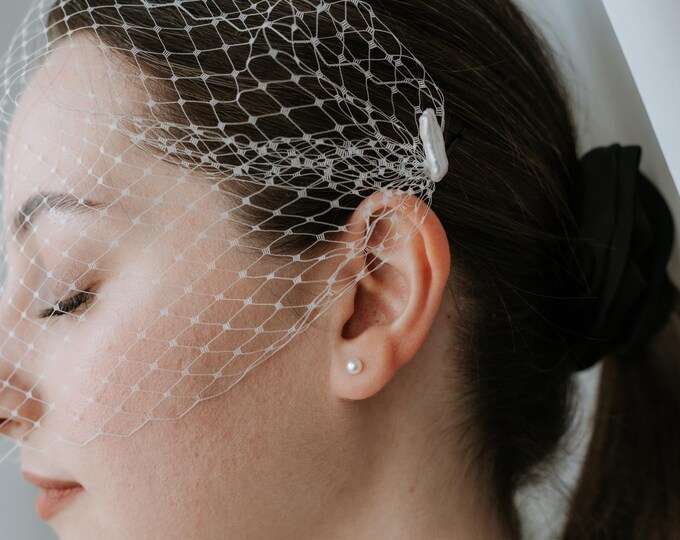 Pearl Birdcage Veil: Short Bridal Veil Civil Wedding Veil Courthouse