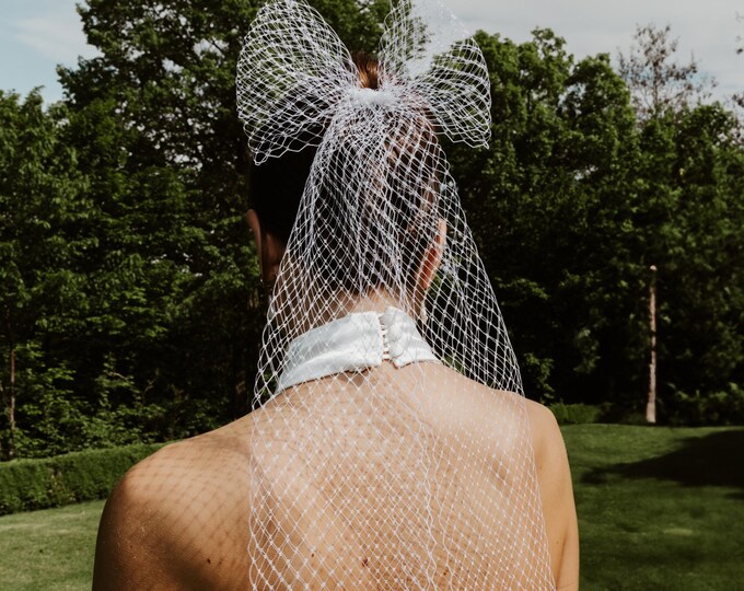 Hair Bow Veil Wedding Birdcage Veil Bridal Tea Veil with Bow Bachelorette Hair Piece Wedding Rehearsal Dinner Headpiece Gift for Bride