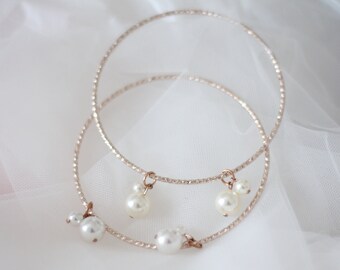 Rose Gold Bracelet with Pearls, Bridal Pearl Bracelet, Bridesmaids Gift, Pearl Bangle with Charms