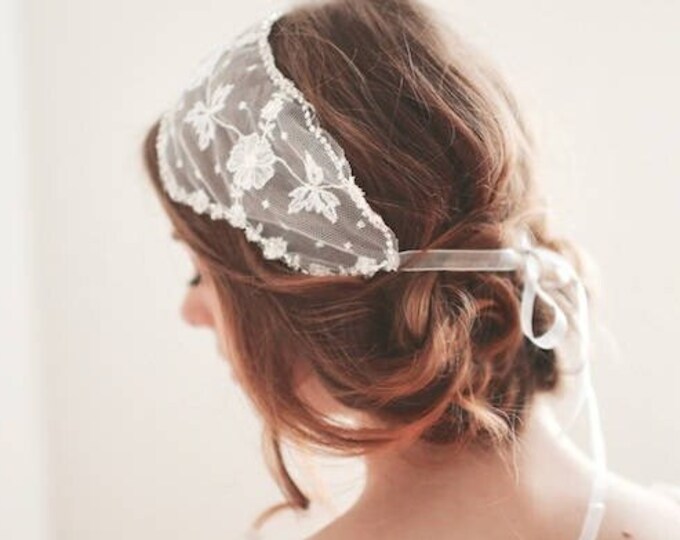 Bridal Juliet Cap Headband Lace Head Covering Wedding Lace Headband with Rhinestones Vintage Style Lace Head Covering