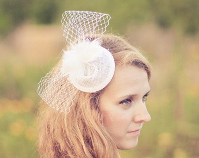 White Hat with Bow and Feathers Fascinator Bridal Mini Cocktail Hat Kentucky Derby Hat English Hat Special Occasion Headpiece