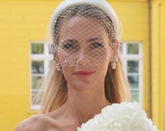 Pearl Birdcage Veil Headband: Vintage Glamour Bridal Hairpiece Veiled Fascinator for Townhall Wedding