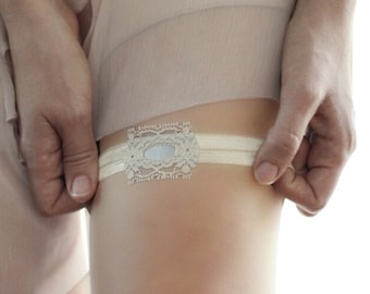 Garter Floral Champagne Lace Garter Vintage Style Wedding Garter Something Blue Toss Garter