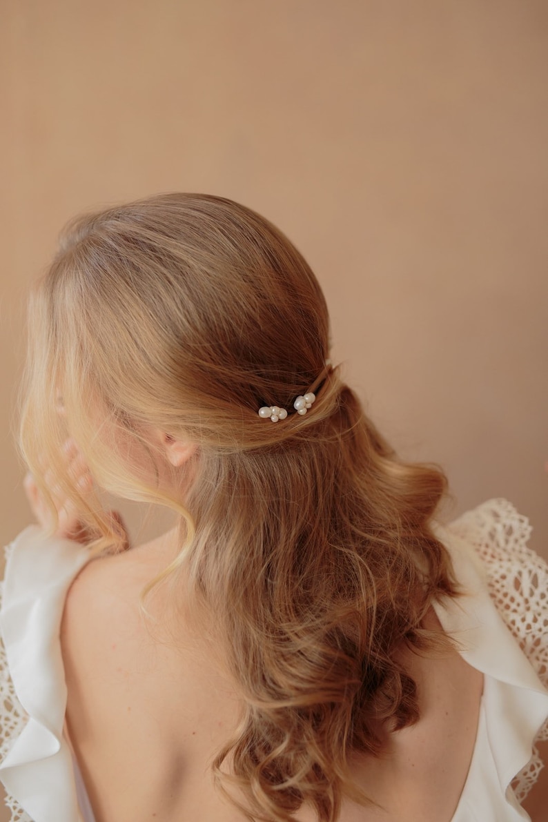 Forcine per capelli regalo per damigelle Forcine per capelli con perle d'acqua dolce Forcine per capelli per festa nuziale Accessori per capelli da sposa per festa nuziale immagine 2