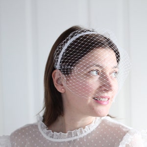Birdcage Pearl Veil Short Scattered Pearl Wedding Veil Headband Bridal Veil Headband Veil with Pearls image 10