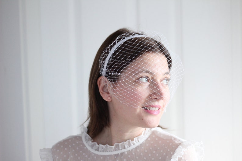 Birdcage Pearl Veil Short Scattered Pearl Wedding Veil Headband Bridal Veil Headband Veil with Pearls image 10
