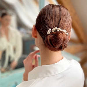 Forcine per capelli regalo per damigelle Forcine per capelli con perle d'acqua dolce Forcine per capelli per festa nuziale Accessori per capelli da sposa per festa nuziale immagine 5