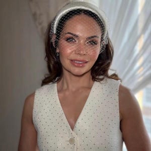 Receptiesluier met parels, vogelkooisluier, hoofdband, satijnen bruidssluier, bruidshaaraccessoire, fascinator, bruiloft afbeelding 14
