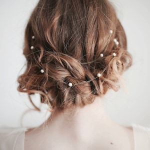 Wedding Pearl Hair Chain 1 Strand, Bridal Pearl Headband, Pearl Hair Chain, Gift for Girlfriend