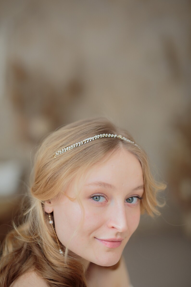 Bridal Pearl Headband, Arrow Hair Chain, Pearl Headband for Wedding, Style 412 image 3