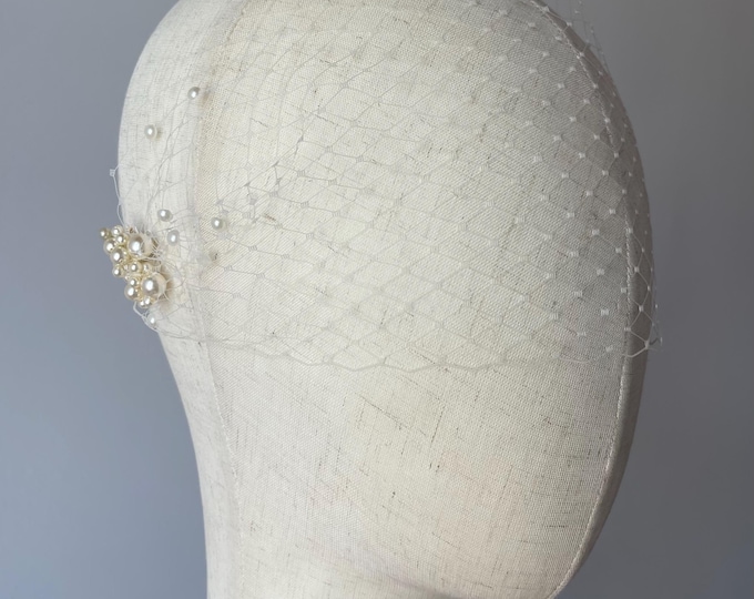 Short Pearl Veil Wedding Birdcage Headpiece Veiled Bridal Pearl-Adorned Fascinator Town Hall Elopement Veil Reception