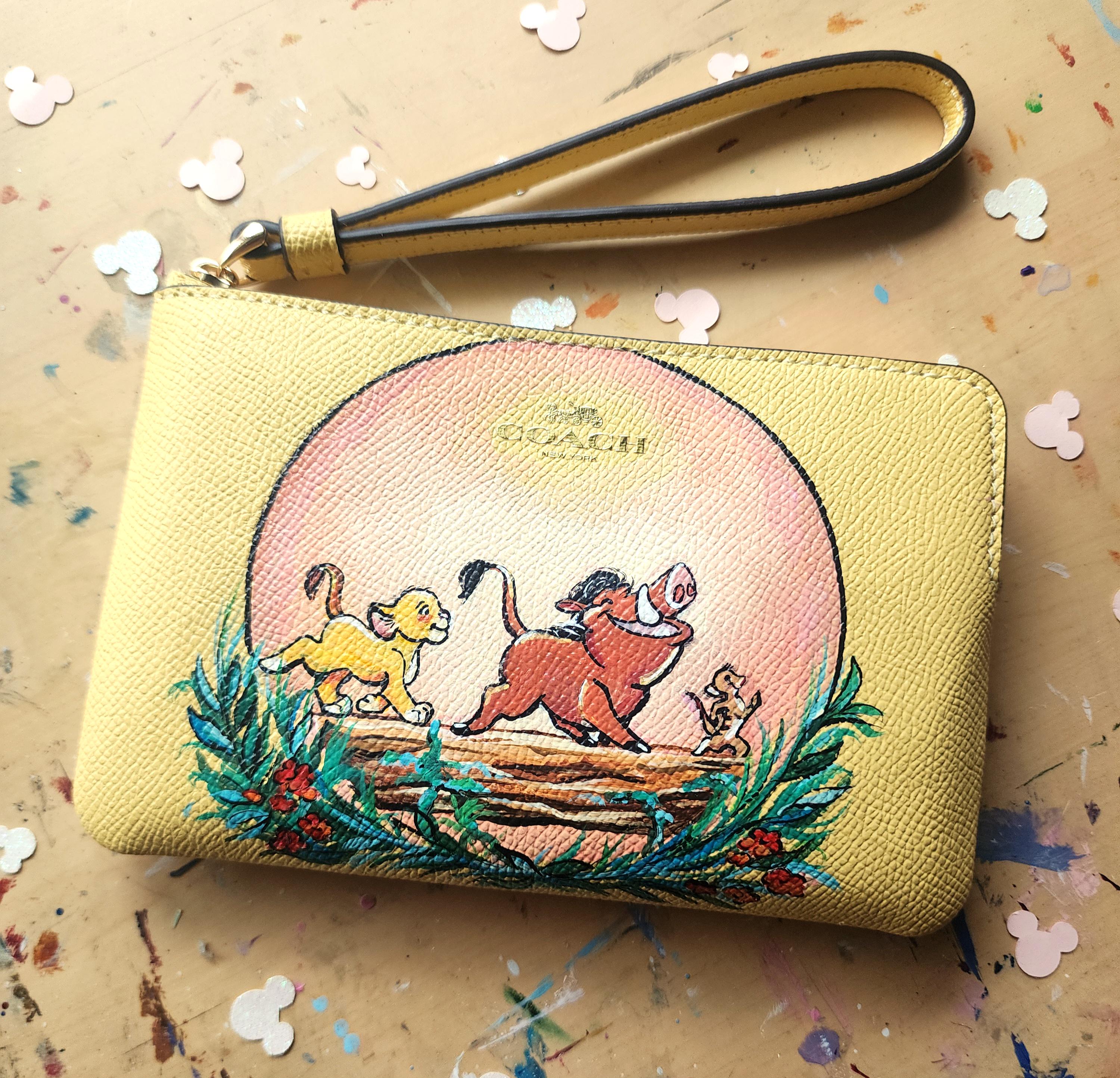 ディズニー ライオンキング ハンドペイント COACH リストレット - Etsy 