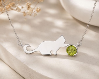 Collier chat en péridot, pendentif chat en argent, collier pierre de naissance d'août, cadeau minimaliste pour amoureux des chats, bijou chaton mignon, cadeau d'anniversaire d'août