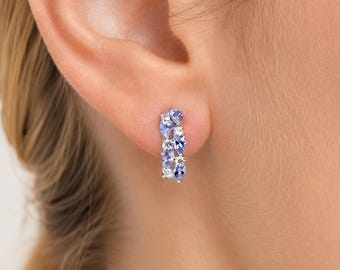 Boucles d'oreilles mariage tanzanite, clip plaqué argent rhodium sur des bijoux fins de demoiselle d'honneur, cadeau boucles d'oreilles créoles en pierres précieuses violettes, cadeau de mariage de demoiselle d'honneur