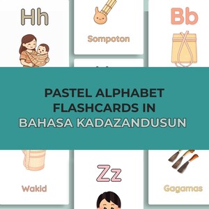 Puede incluir: Tarjetas didácticas del alfabeto pastel en Bahasa Kadazandusun. Cada tarjeta presenta una letra y una ilustración correspondiente. Las tarjetas tienen un fondo blanco con texto turquesa que dice "Pastel Alphabet Flashcards in Bahasa Kadazandusun".