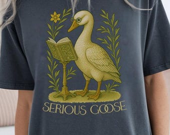 T-shirt med illustration av seriös gås | Läsande gås botanisk design