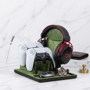Soporte de madera personalizado para mando y auriculares: regalo para gamers imagen 4