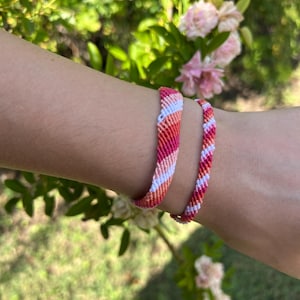 Handmade Lesbian Pride Bracelet - Sapphic Jewelry