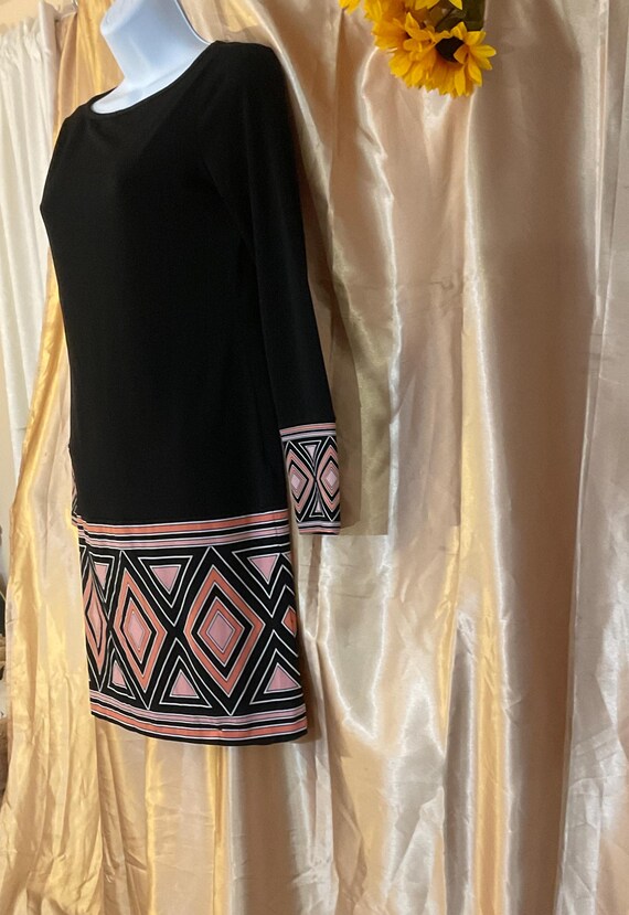 Step Out In Style With This Elegant  Michael Kors… - image 9