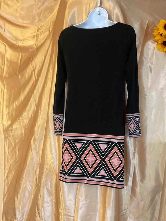 Step Out In Style With This Elegant  Michael Kors… - image 4