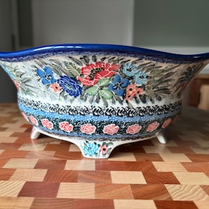 Unikat Polish Pottery Floral Footed Large Serving Bowl, #3939, Signed T. Liana