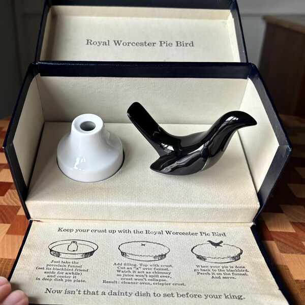 Vintage Royal Worcester Pie Bird: England, Original Box
