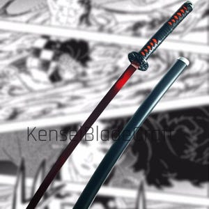 Tanjiro Nichirin Katana – Scarlet Blade | Demon Slayer Replica, 104 cm – Carbon Steel, Black Lacquered Scabbard, Red Ray Skin-Style Handle