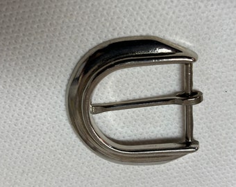 Chrome Buckle - Shiny Satin chrome surface,  horse shoe shape - Width 1-1/2"  by 1 5/8" tall Center bar 1 1/4" (Fabric attachment. 1")