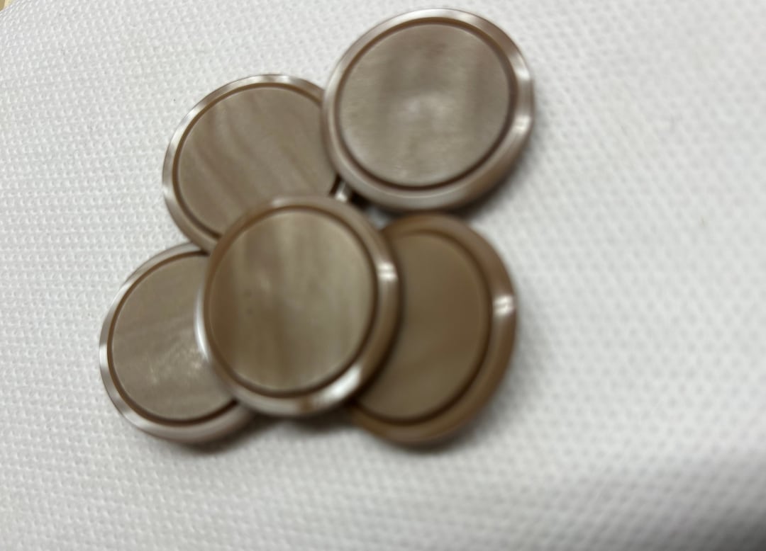 Extra Large Beige Shank Buttons 1 - 1/8