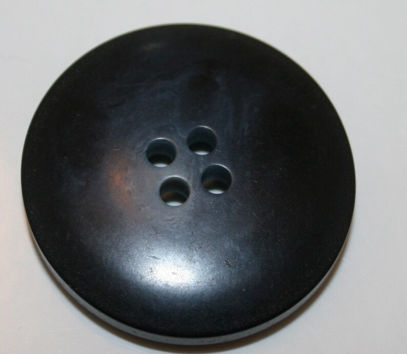 Lot of 4 Navy button Blue button Large button 1 38 34mm