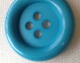 Extra Large Button, 8 bright  colors are avaiable. Lot size is 1 button. Shiny Rim Dull center, 1-1/4" (34mm) Four hole. Craft Button