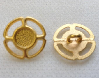 Gold Button.  Open design. Size 5/8", Lot of 6 Buttons. Satin finish. Gold shank back.