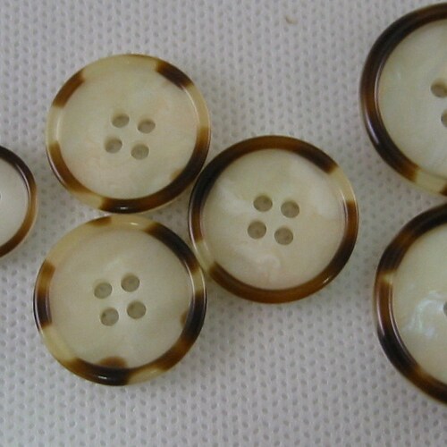 Pearl Buttons With Tortoise Rim 5 Sizes Lot Size is 6 - Etsy