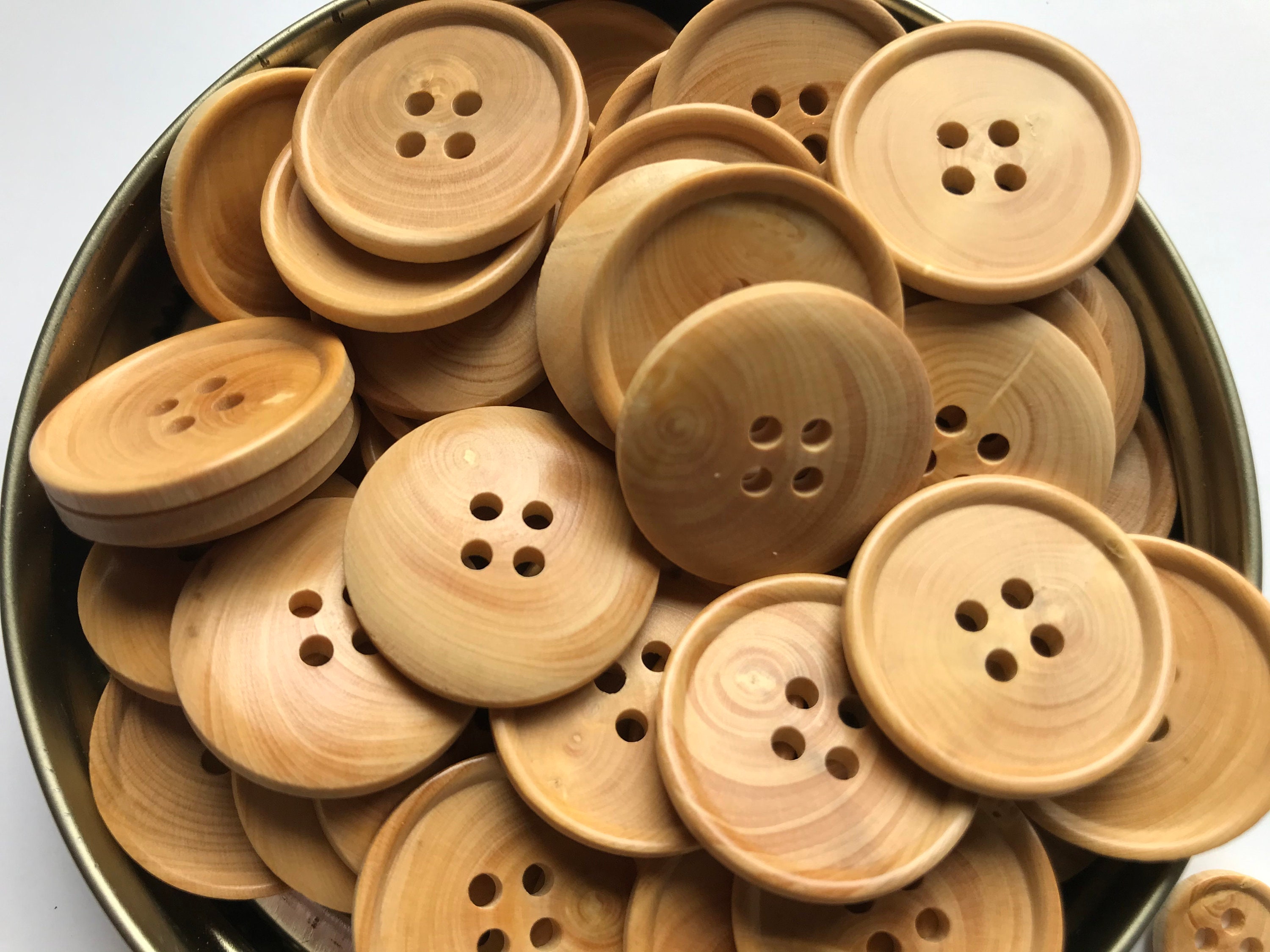 50pcs Large Size Wood Buttons 30mm Round Sewing Button 4 Holes Large  Buttons for Crafts Sewing Large Wooden Buttons for DIY Clothing Bag  Decoration