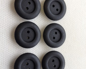 Rubber Buttons - Black 2 hole rubber buttons - 3/4" (20mm). Lot of 6.