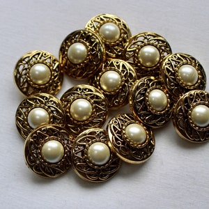 Gold Tone filagree effect fancy shank buttons - 13/16&quot; (20mm) - Lot of 6