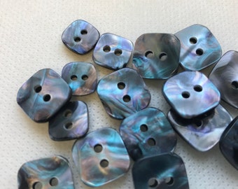 Pearl Tahiti  Iridescent  buttons, Square buttons,Lot of 6,  4 sizes , 2 hole , iridescent Buttons. Beautiful craftsmanship.