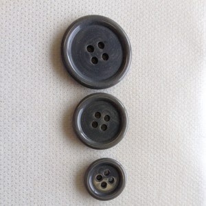 Botones grises - Botones de traje gris - Botones de abrigo gris - Botones de pantalón gris Lote de 4 botones, 2 tamaños disponibles,