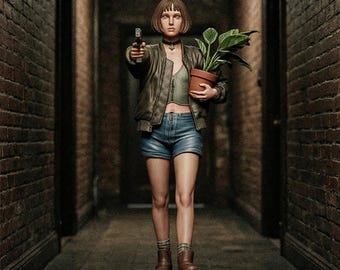 Mathilda Lando Inspired Figurine, Leon The Professional Statue, Movie Character Collectible, Cinematic Girl Figure Decor