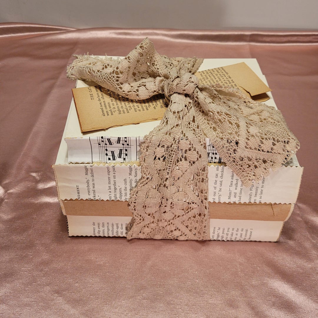 Shabby Chic Book Stack: Vintage Lace Wrapped Decorative Books - Etsy