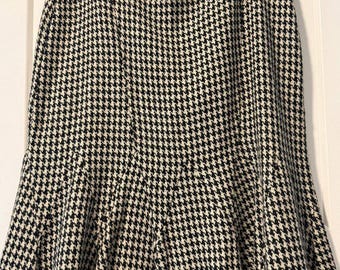 Vintage Fredini Black & White Houndstooth Flare Skirt w/ Fringe Hem