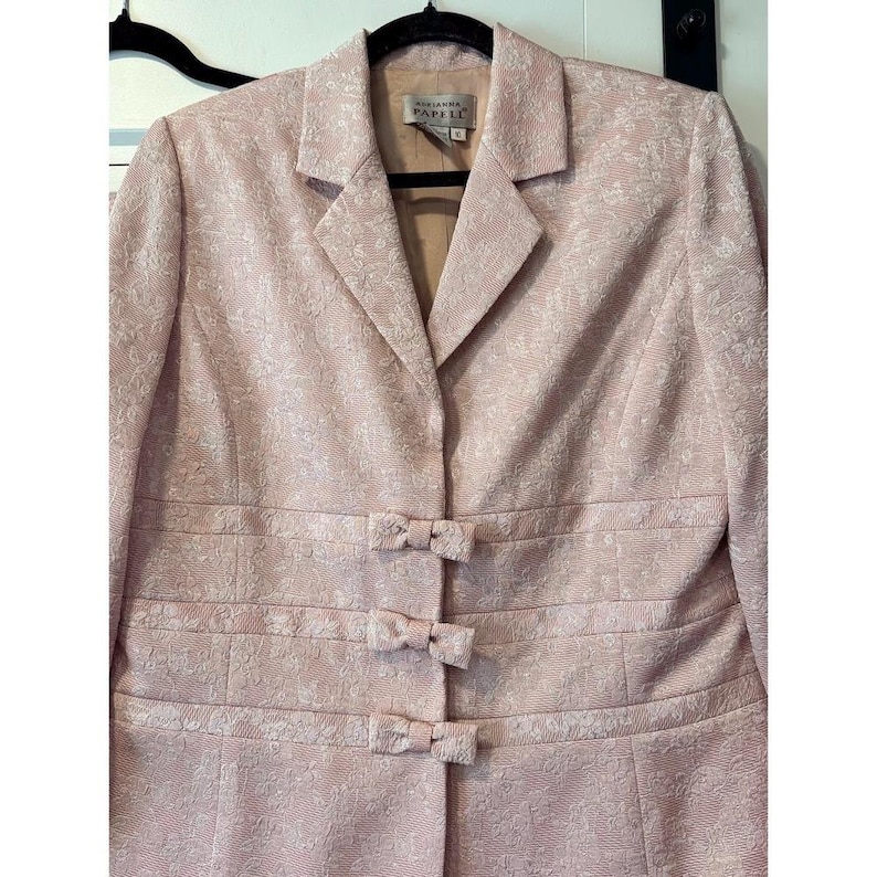 Gorgeous Adrianna Papell Designer Pink Floral Brocade-Style Suit Ladies Sz 10 image 3