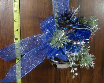Jingle Bell Door Hanger, FREE SHIPPING, Floral Christmas Door Decoration with Gift Box