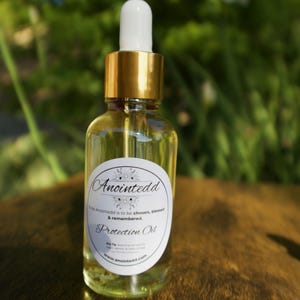 Protection Anointing Oil – 1 oz Ritual Oil for Energy Shielding, Spiritual Protection & Cleansing
