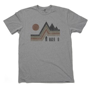 Men's Vintage Mountain Tshirt 2
