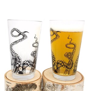 Octopus Beer Glasses - Octopus Tentacles Design - Octopus/ Kraken Pint Glass - Octopus Gift - Set of Two 16 oz Pints