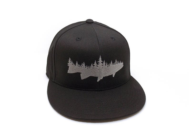 Men’s trout and forest embroidered hat, premium Flexfit baseball cap in black and grey