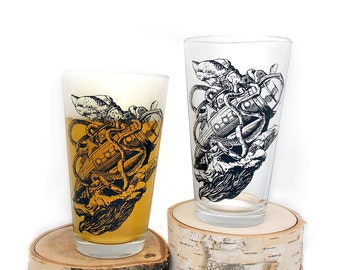 Kraken Pint Glass - Kraken Vs. Submarine Beer Glass - Tentacles Glass Boyfriend Gift Pint Mug - Set of Two 16oz