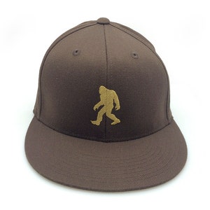 Bigfoot Hat - Sasquatch Mens Baseball Cap - Bigfoot Gifts for Men - Sasquatch Flexfit Hat -Mens/Unisex