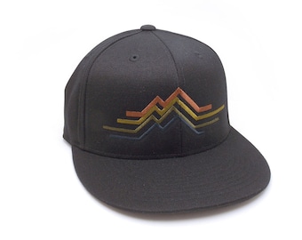 Mountain Lines Hat - Men's/Unisex Flexfit Hat - Flat Bill Hats Outdoor Cap - 2 Color & 2 Bill Options